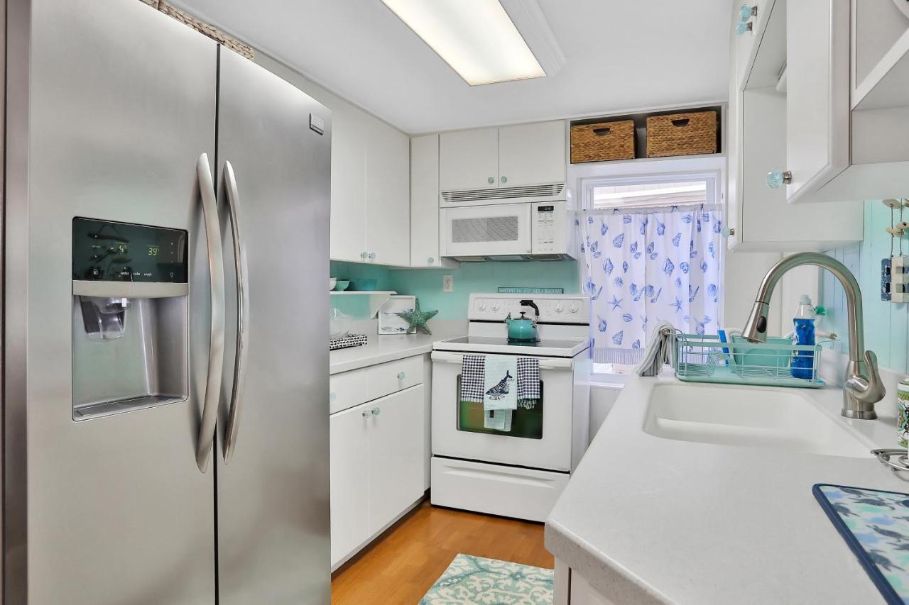 Sol Mate Beach Cottage Сейнт Пийт Бийч Екстериор снимка